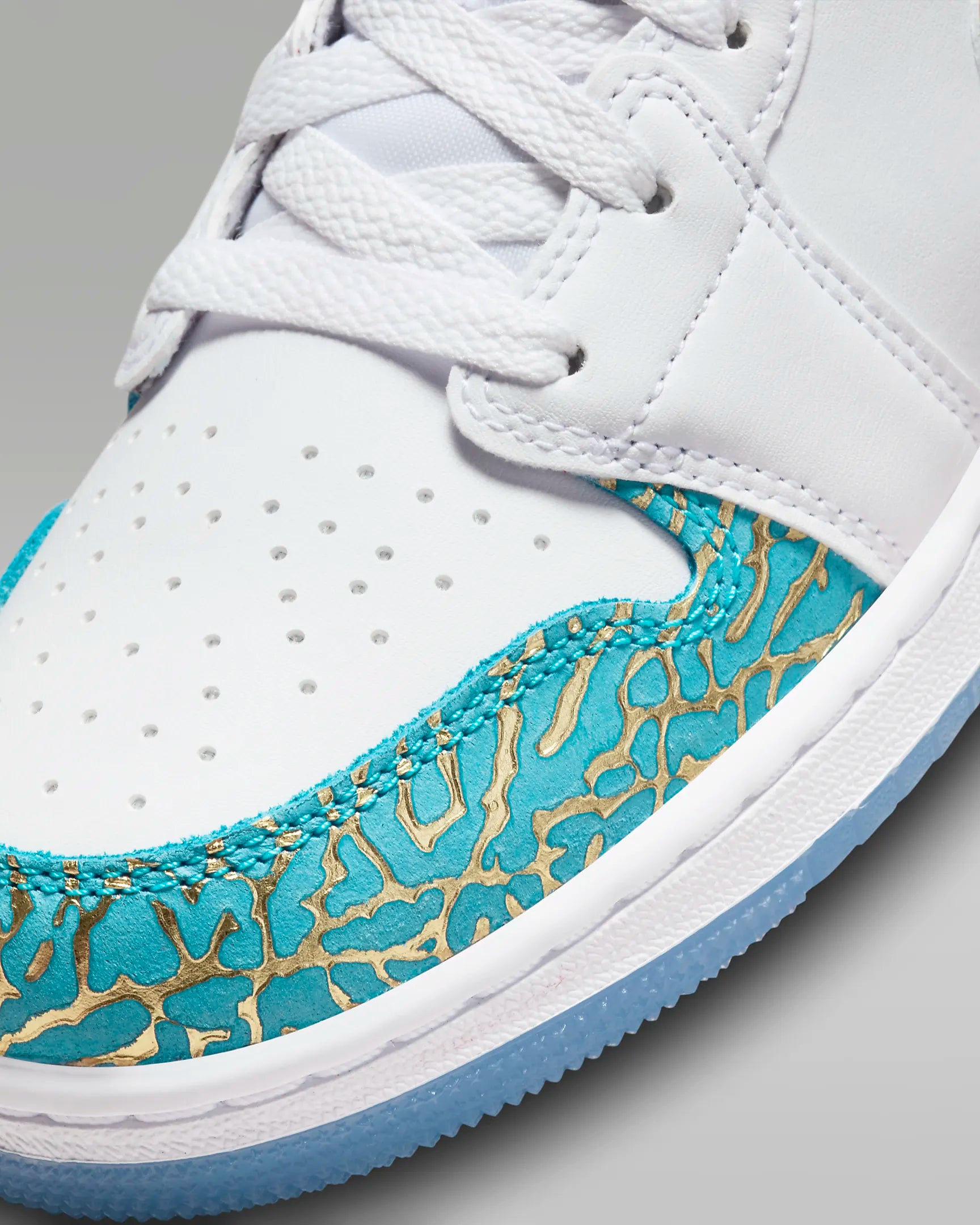 Air Jordan 1 Mid Sneaker School UK 6