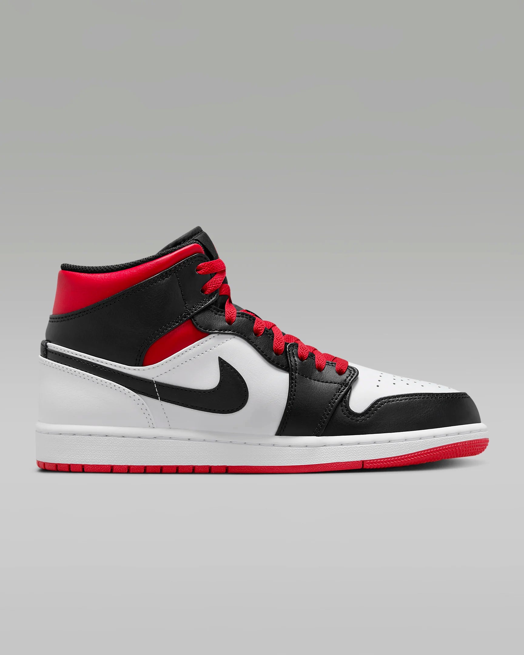 Air Jordan 1 Mid  UK 9.5
